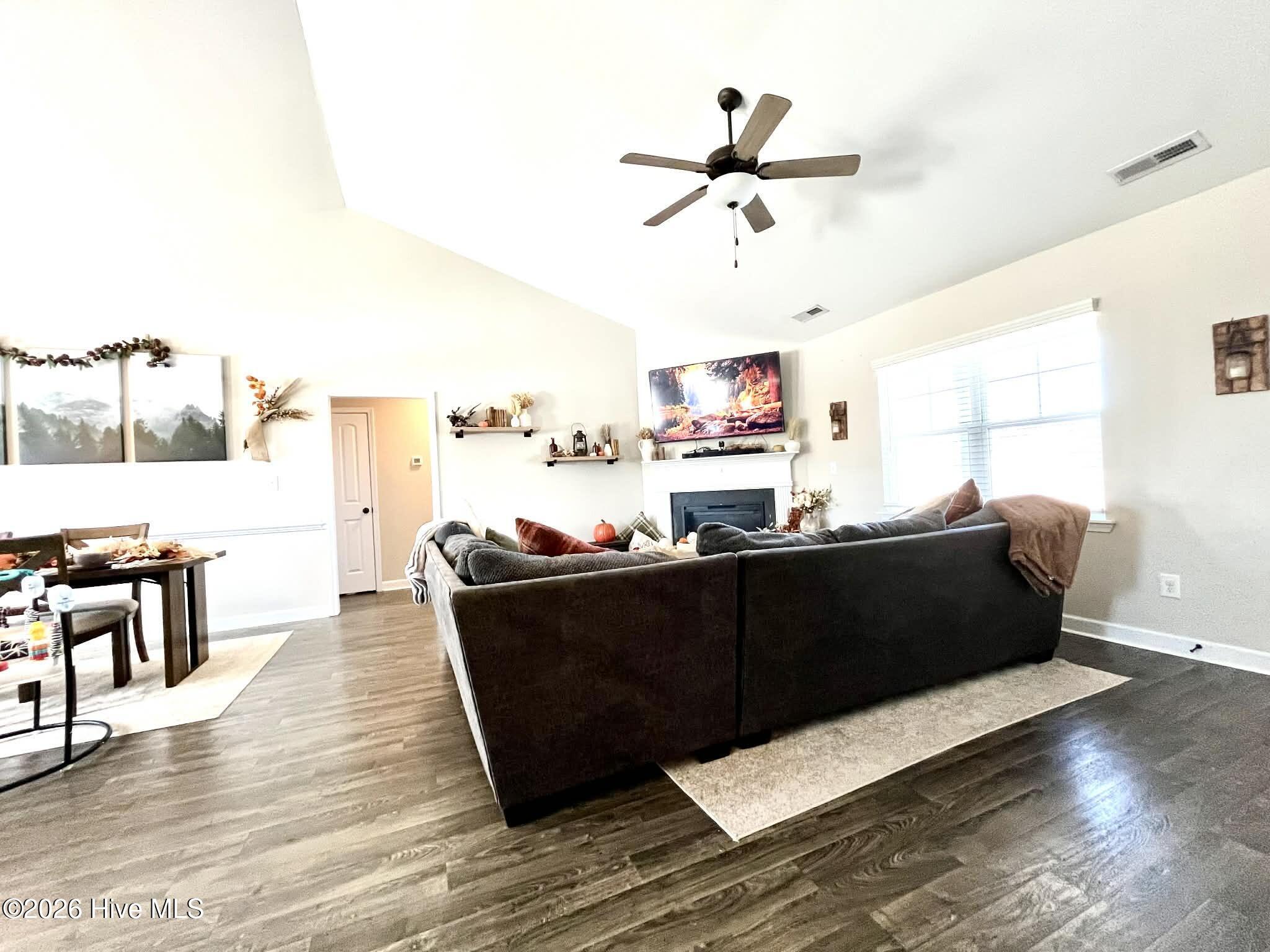 216 Trophy Ridge Drive Richlands, NC 28574 - Photo 2 of 14 a6645aa5-83dd-46ea-a3d3-2ea977dfe2a5