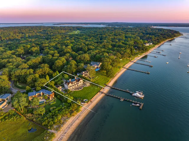 $21,950,000 | 51 Mashomuck Drive, Sag Harbor, NY 11963