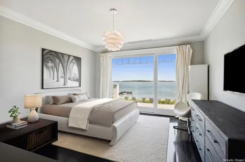 $21,950,000 | 51 Mashomuck Drive, Sag Harbor, NY 11963