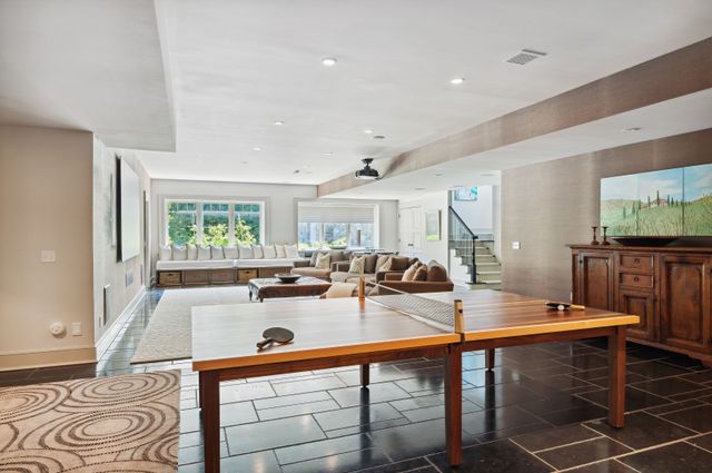 $21,950,000 | 51 Mashomuck Drive, Sag Harbor, NY 11963