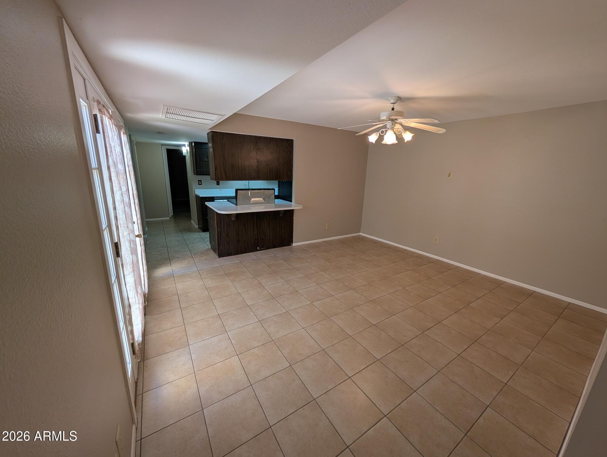 4814 South Birch Street Tempe, AZ 85282 - Photo 7 of 15
