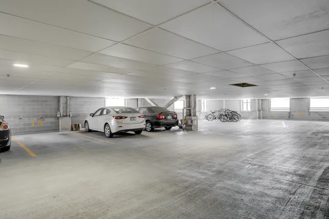 $3,000 | 515 Main Street, Unit 509, Evanston, IL 60202