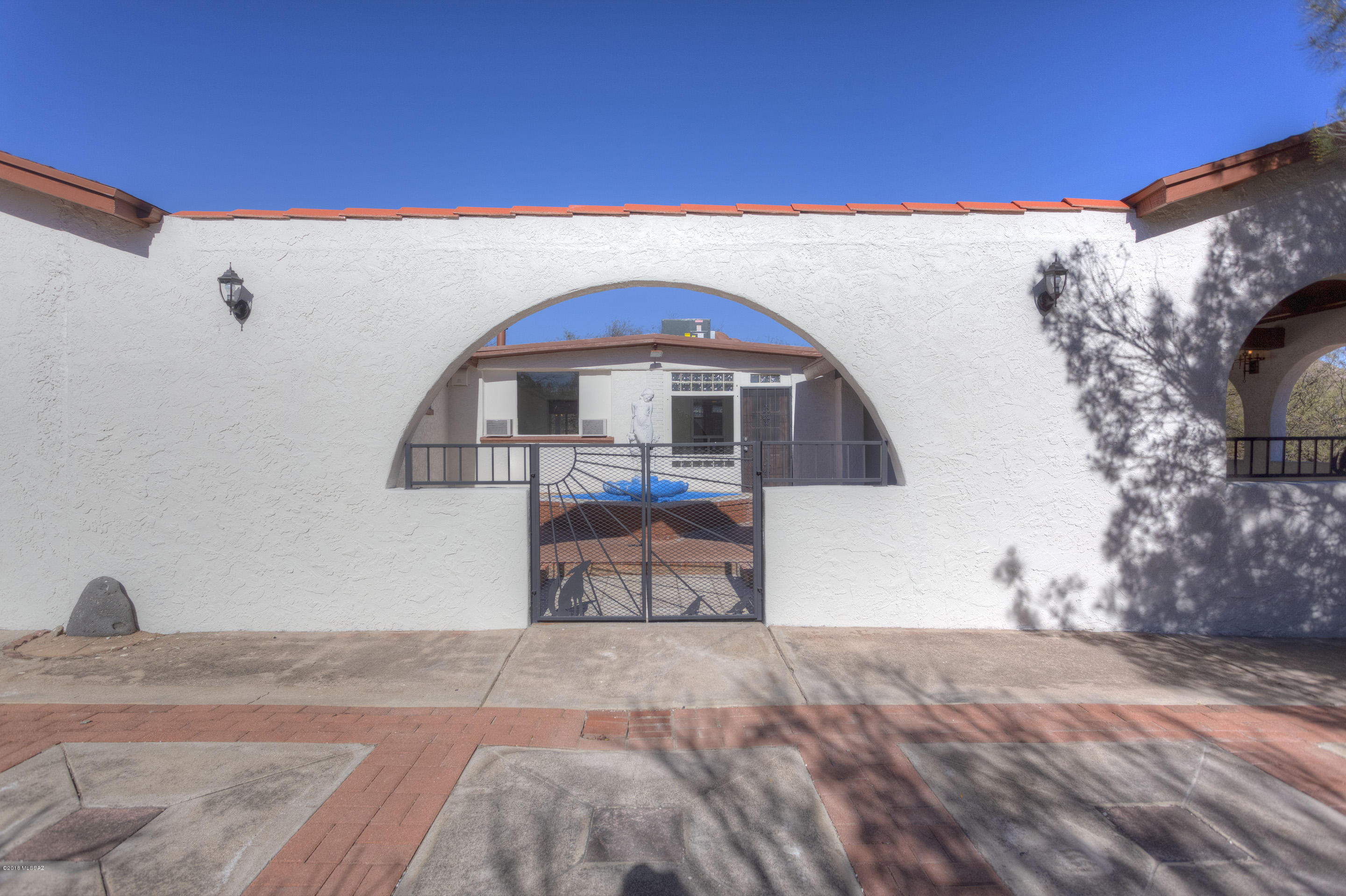 410 Bury Court Rio Rico, AZ 85648 - Photo 7 of 39