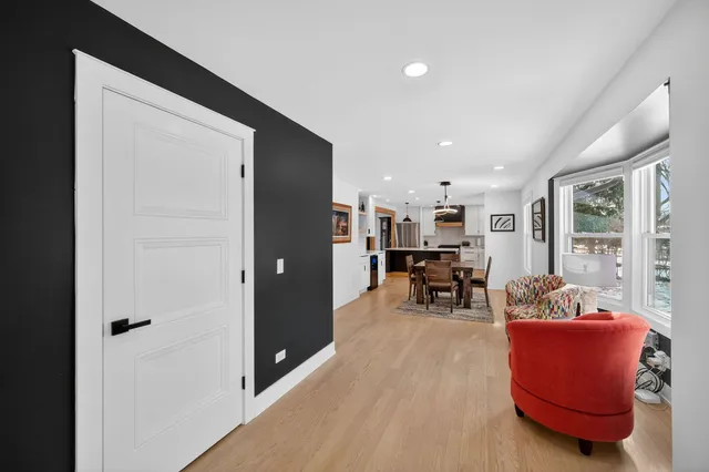 $925,000 | 221 Olesen Drive, Naperville, IL 60540