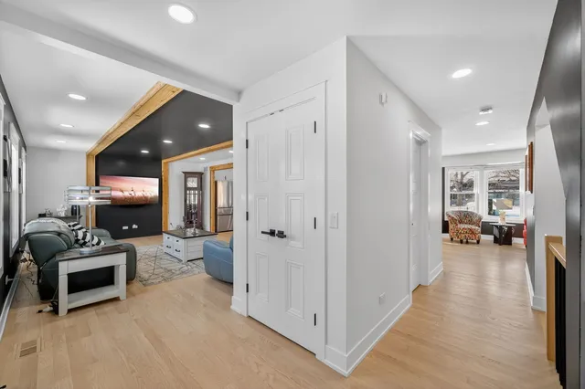 $925,000 | 221 Olesen Drive, Naperville, IL 60540