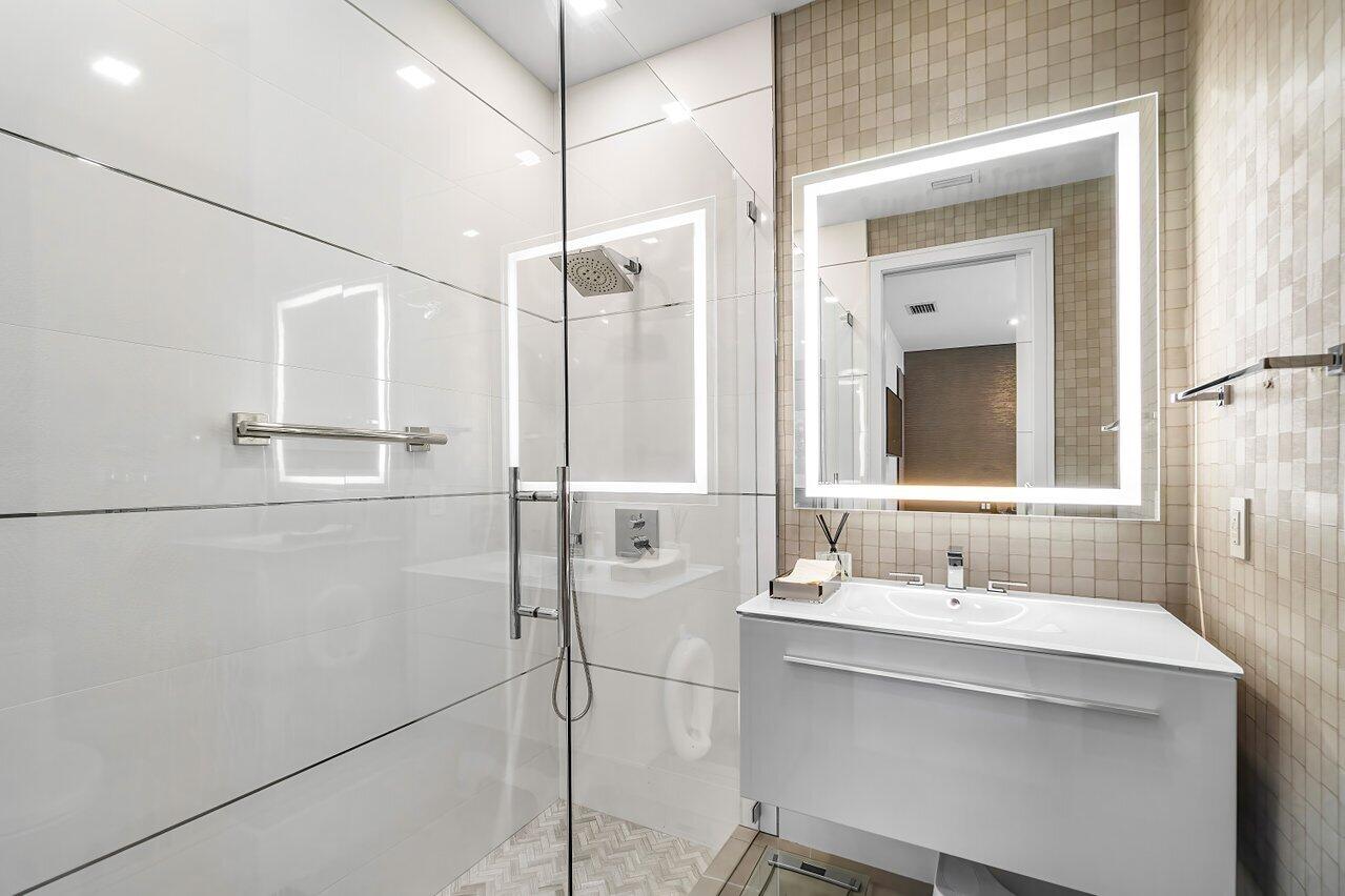 3506 Northwest Clubside Circle Boca Raton, FL 33496 - Photo 17 of 46 17