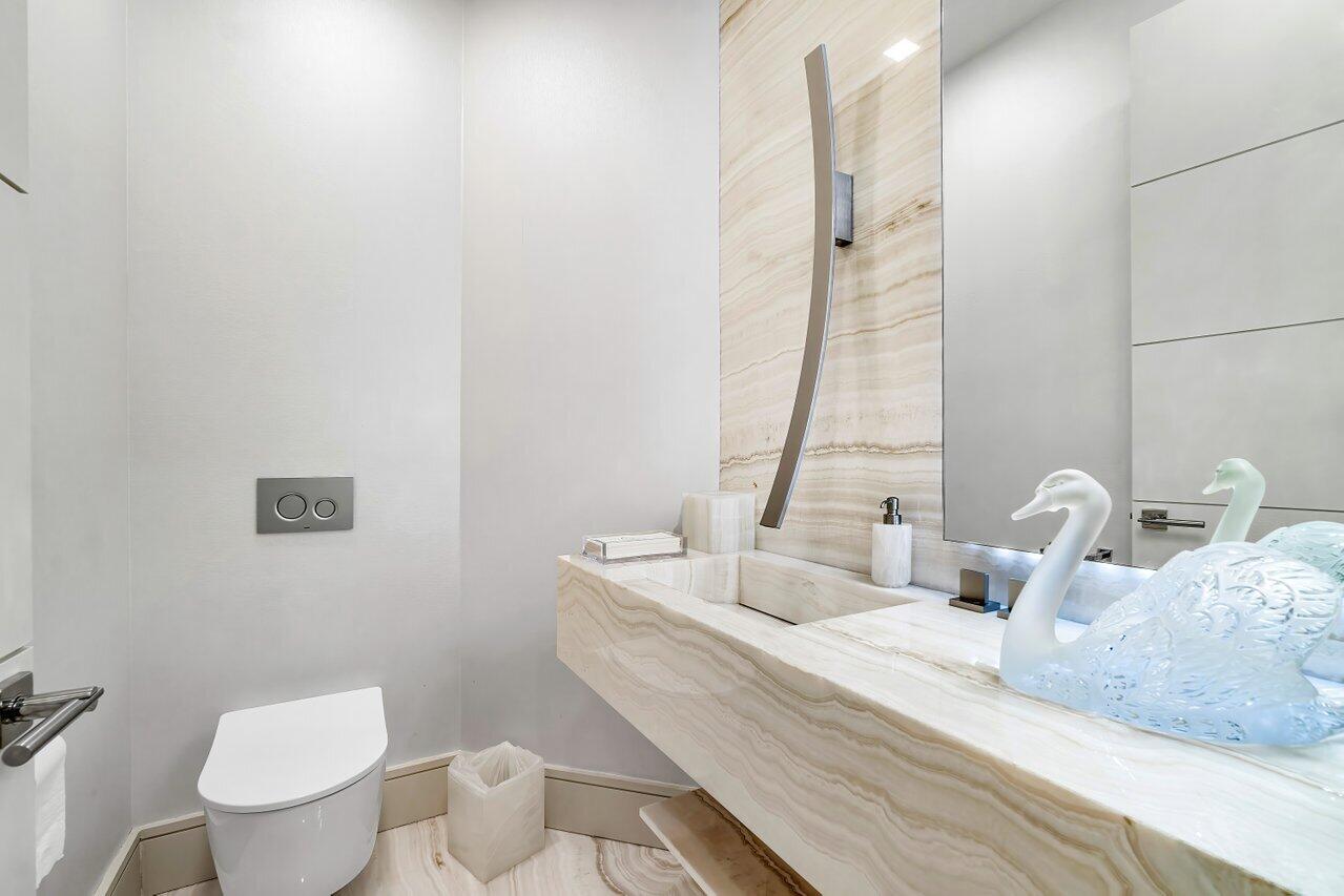 3506 Northwest Clubside Circle Boca Raton, FL 33496 - Photo 10 of 46 10