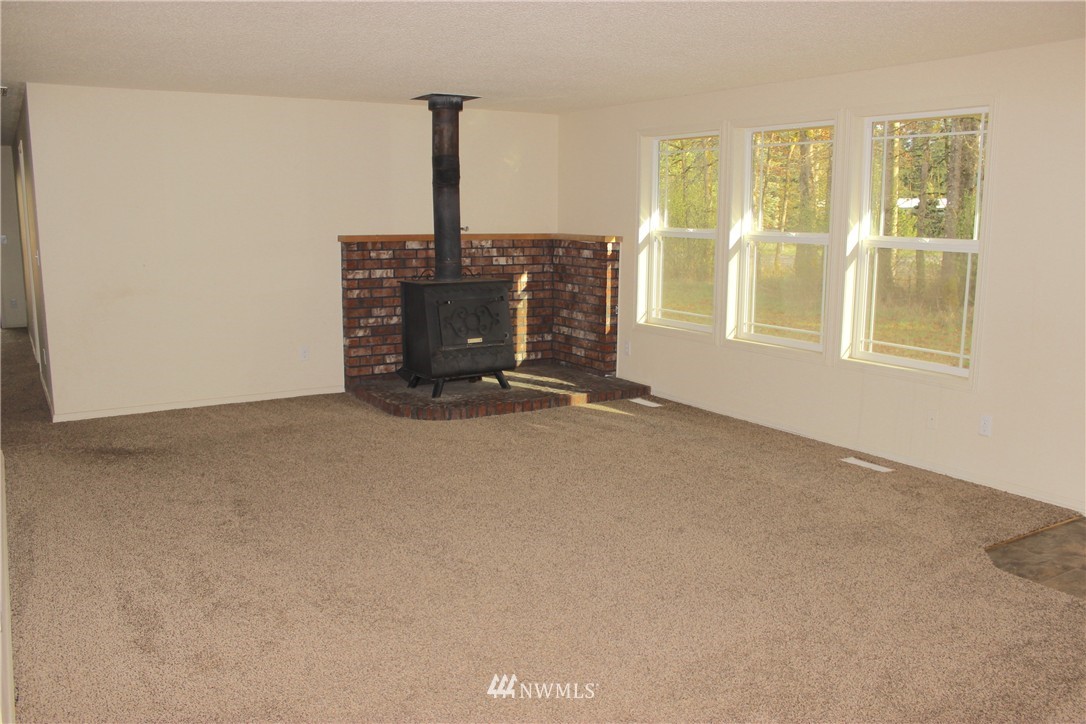 18240 Applegate Street Southwest Rochester, WA 98579 - Photo 19 of 20