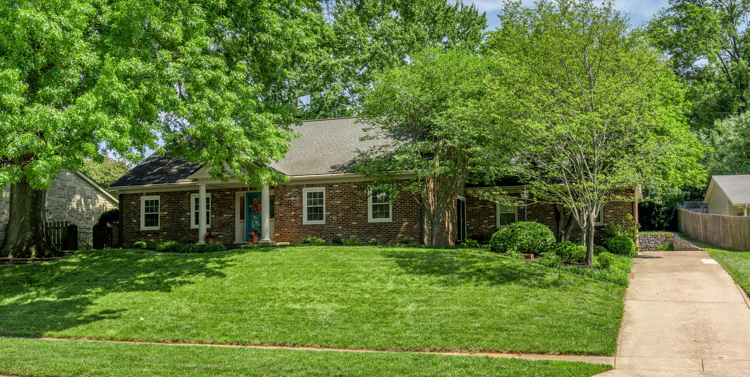 809 Raven Road Lexington, KY 40502 - Photo 3 of 93 TDB_7603
