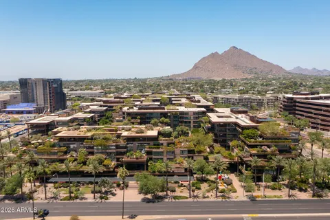 $525,000 | 7161 East Rancho Vista Drive, Unit 2008, Scottsdale, AZ 85251