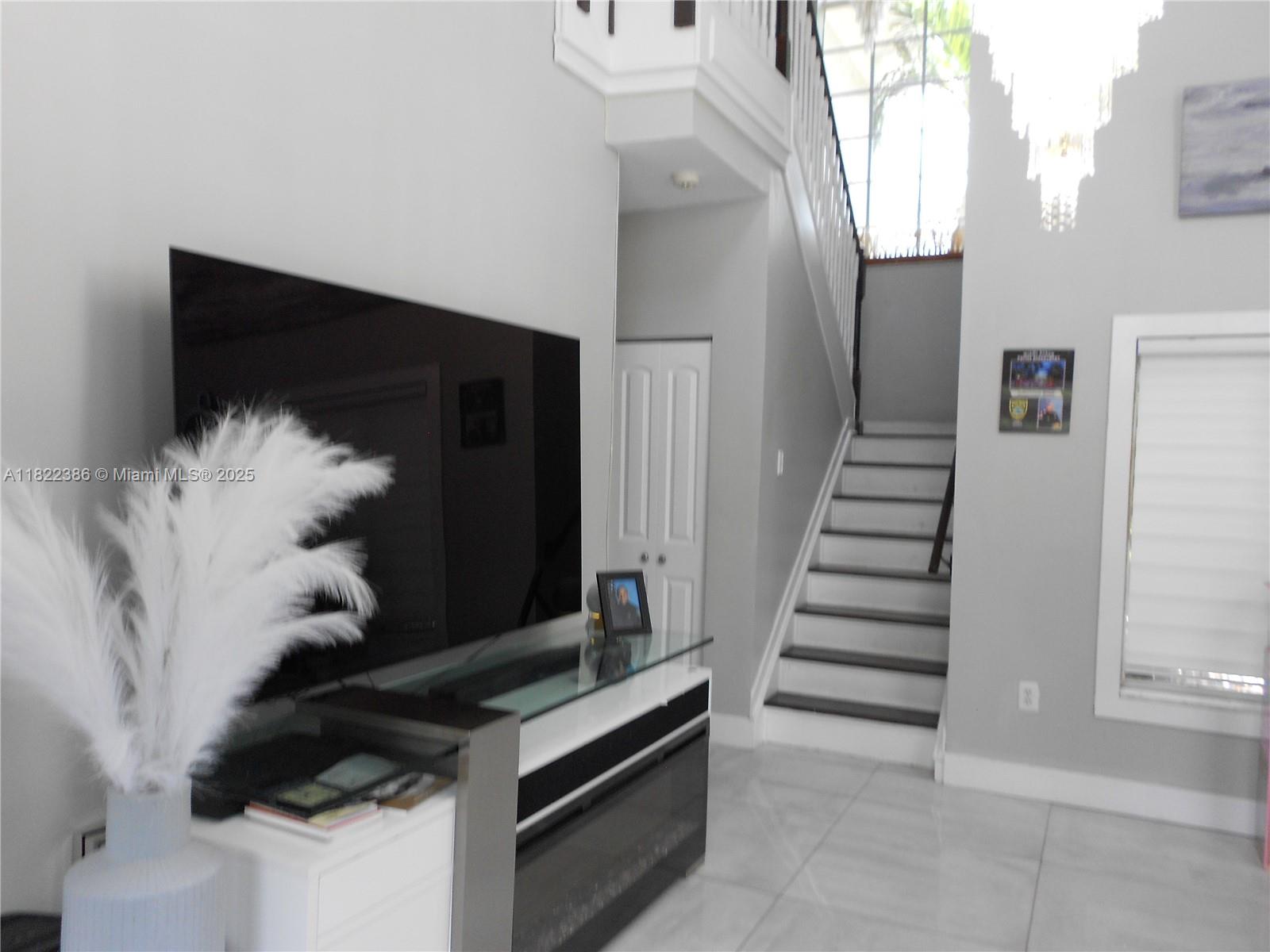 12940 Southwest 142nd Terrace Miami, FL 33186 - Photo 6 of 36