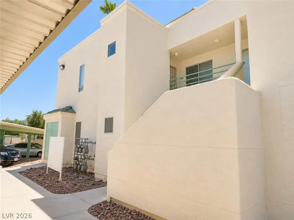 $1,450 | 7100 West Pirates Cove Road, Unit 2123, Las Vegas, NV 89145
