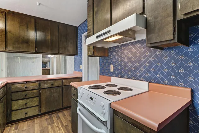 $299,000 | 8275 La Riviera Drive, Sacramento, CA 95826