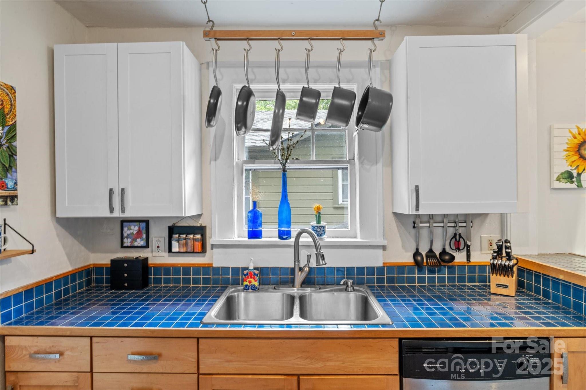 20 Chatham Road Asheville, NC 28804 - Photo 15 of 24 Gallery Image 15