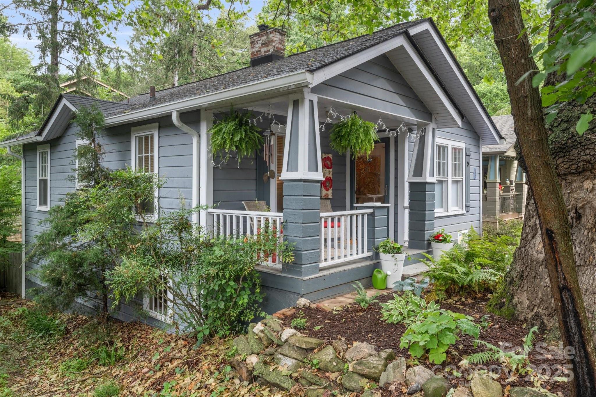 20 Chatham Road Asheville, NC 28804 - Photo 2 of 24 Gallery Image 2