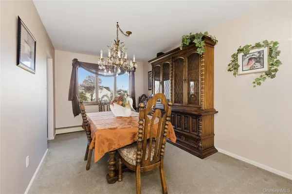 $879,000 | 613 Smith Place, Oceanside, NY 11572