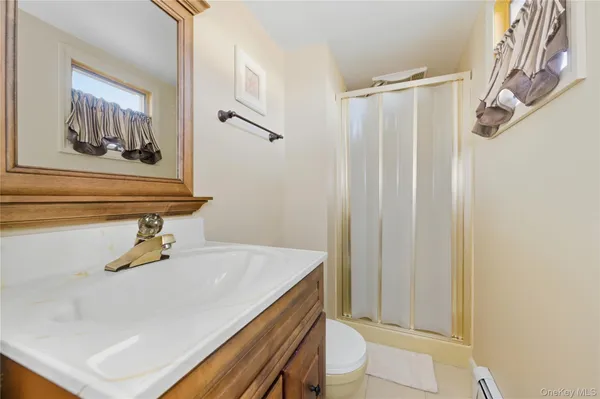 $879,000 | 613 Smith Place, Oceanside, NY 11572