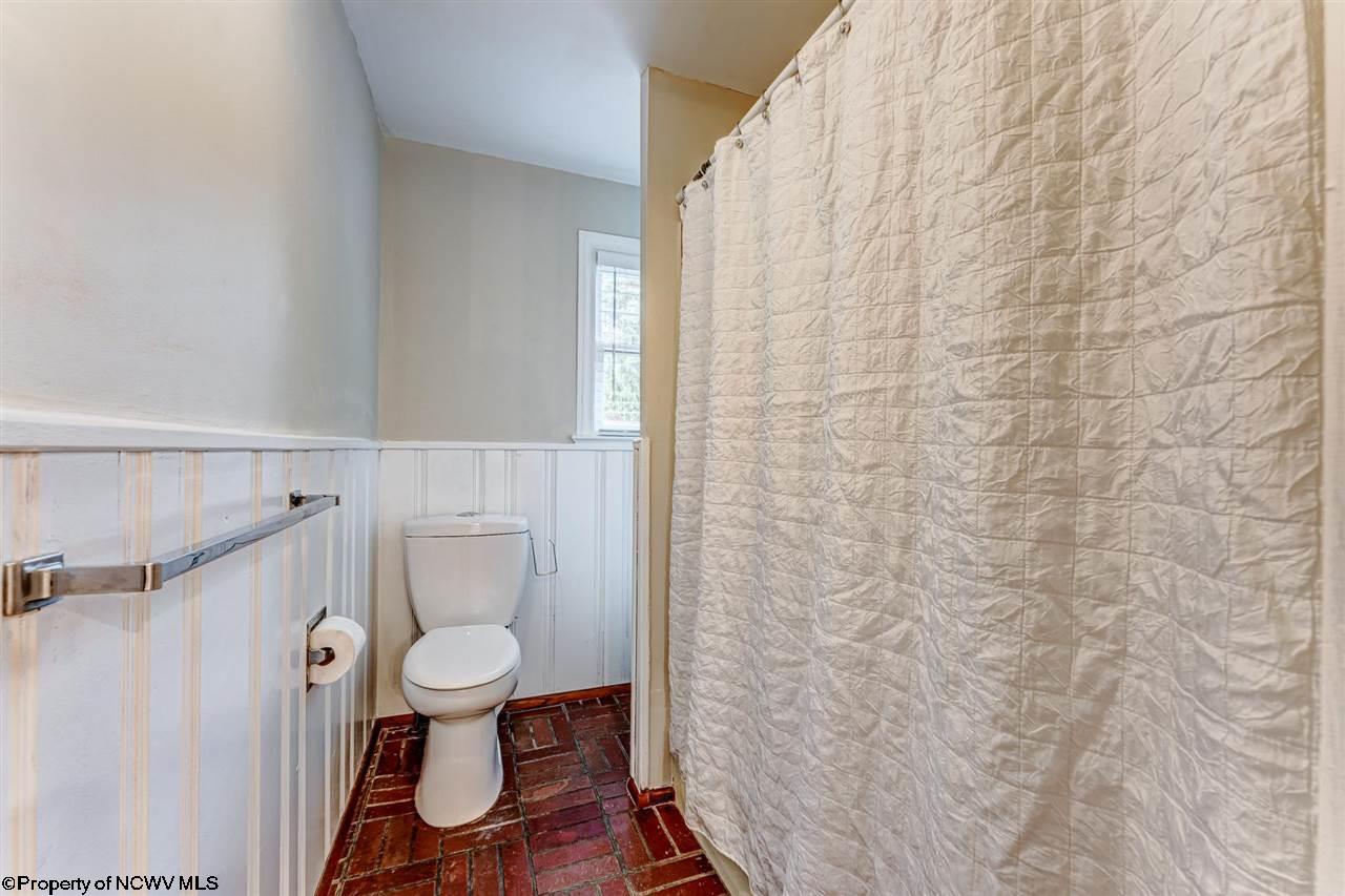 612 Country Club Road Fairmont, WV 26554 - Photo 20 of 30 Gallery Image 20