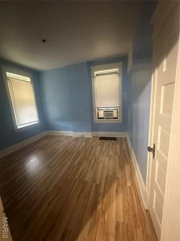 $149,900 | 4319 Eichelberger Street, St. Louis, MO 63116