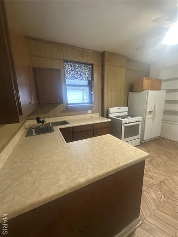 $149,900 | 4319 Eichelberger Street, St. Louis, MO 63116