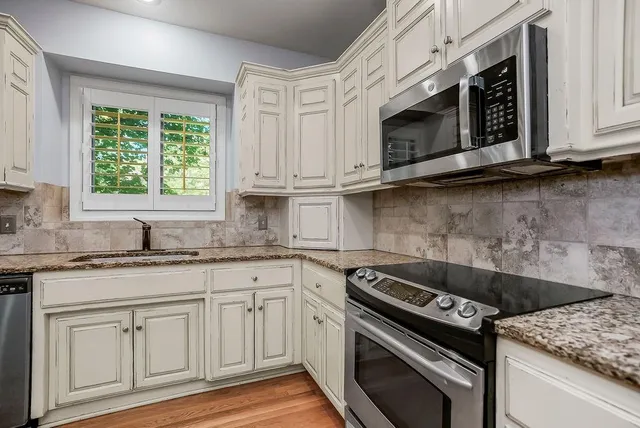 $720,000 | 14412 Fairway Street, Leawood, KS 66224