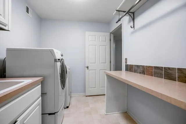 $720,000 | 14412 Fairway Street, Leawood, KS 66224