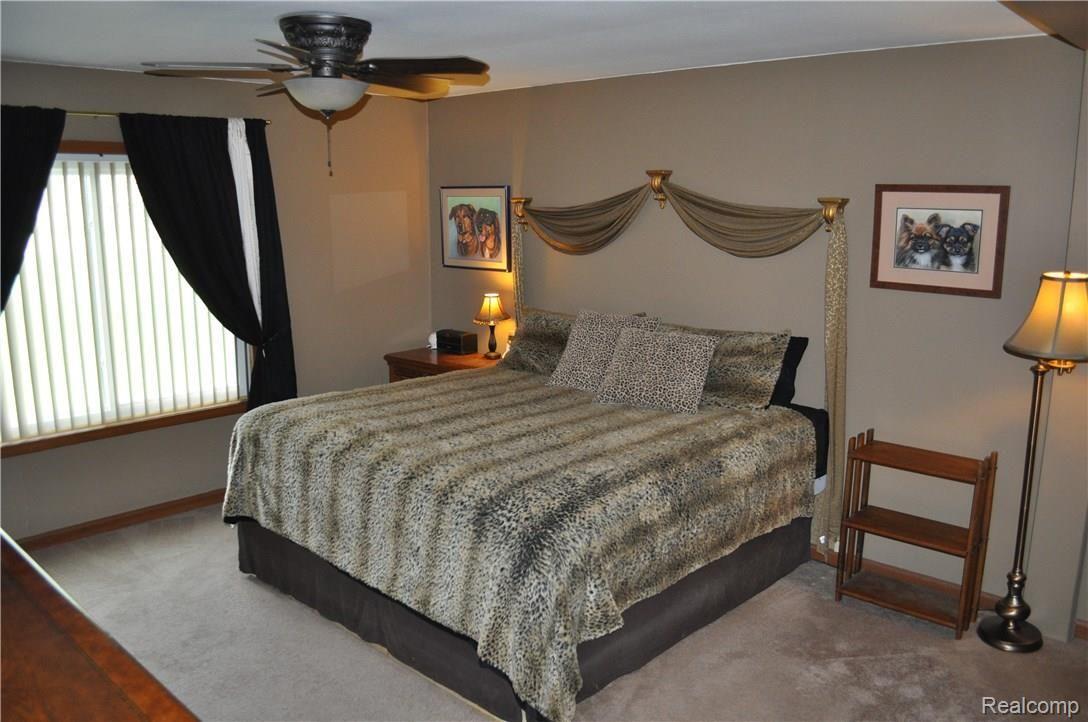 7794 Kearney Road Whitmore Lake, MI 48189 - Photo 9 of 50 DSC_0914.JPG