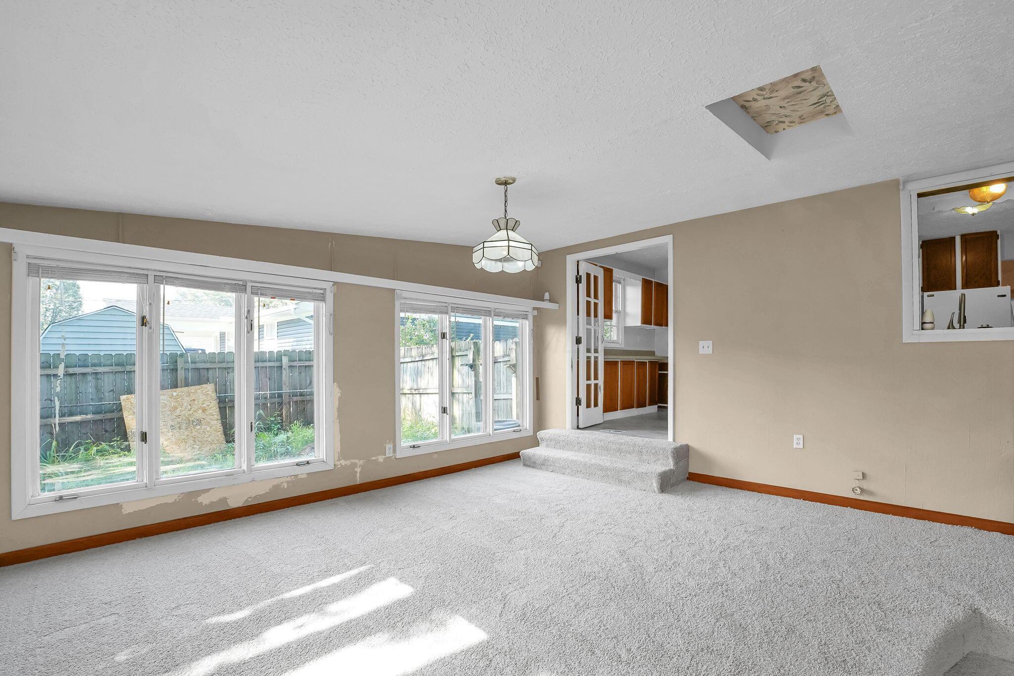 190 Inah Avenue Columbus, OH 43228 - Photo 16 of 38 10-web-or-mls-190-inah-ave