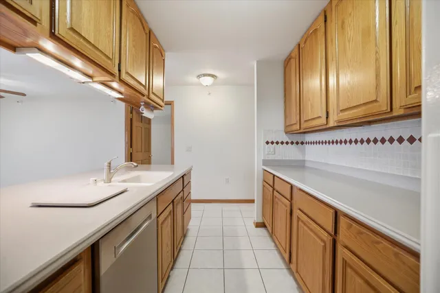 $319,900 | 201 Oconomowoc Parkway, Oconomowoc, WI 53066