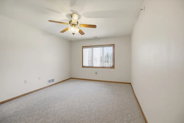 $319,900 | 201 Oconomowoc Parkway, Oconomowoc, WI 53066