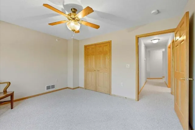 $319,900 | 201 Oconomowoc Parkway, Oconomowoc, WI 53066