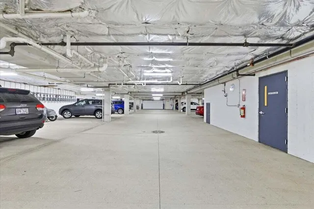 $319,900 | 201 Oconomowoc Parkway, Oconomowoc, WI 53066