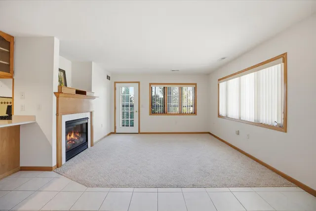 $319,900 | 201 Oconomowoc Parkway, Oconomowoc, WI 53066