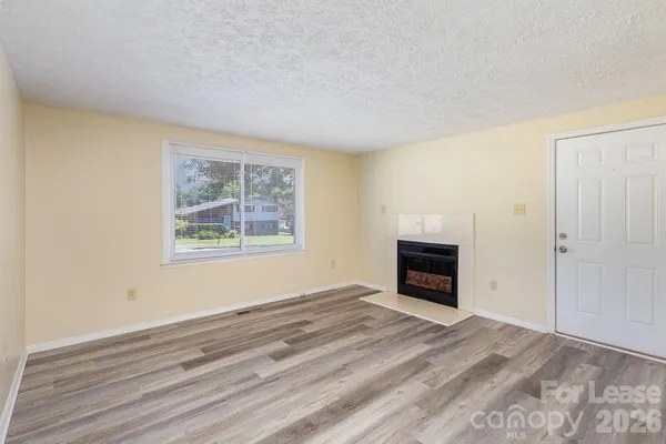 $1,550 | 3131 Vestal Place, Charlotte, NC 28212