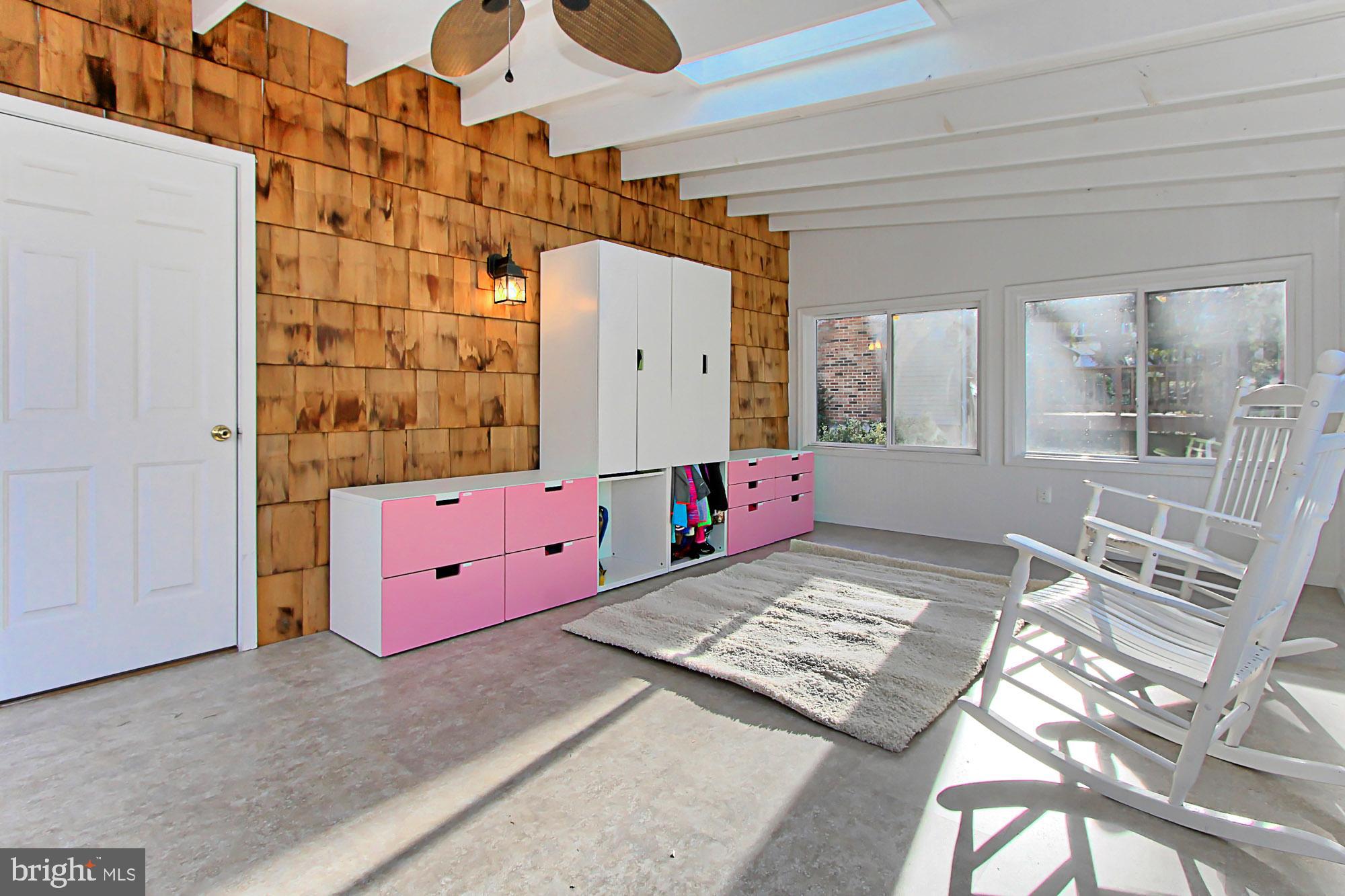 9924 Manet Road Burke, VA 22015 - Photo 6 of 50 Gallery Image 6
