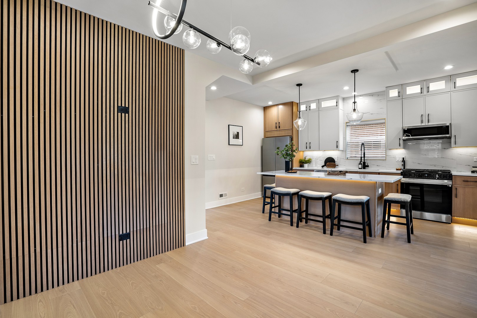 5700 West Grace Street Chicago, IL 60634 - Photo 11 of 41