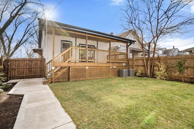 $949,700 | 5700 West Grace Street, Chicago, IL 60634