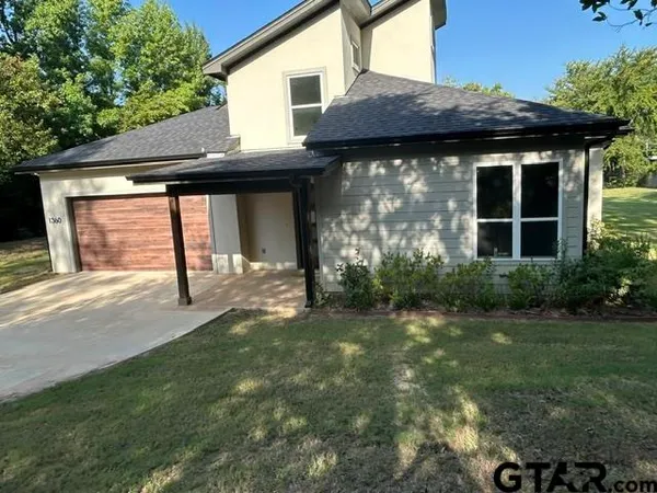 $429,900 | 1360 Brad Circle, Lindale, TX 75771