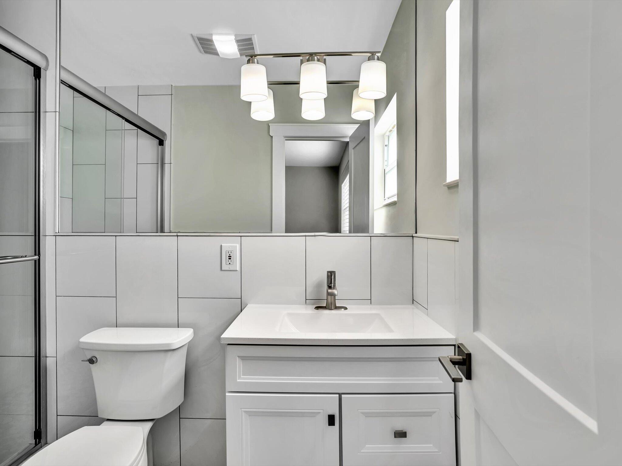 539 Northeast 18th Street Boca Raton, FL 33432 - Photo 66 of 82 65-DSC00316