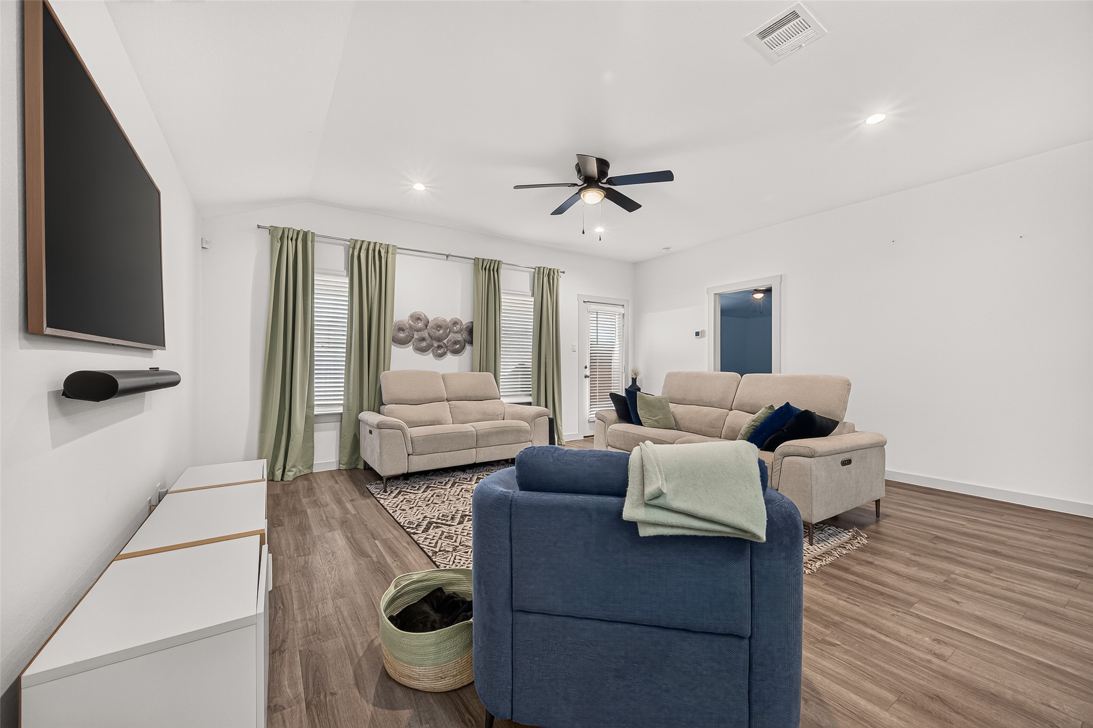 7923 Sleek Flock Lane Rosharon, TX 77583 - Photo 5 of 29