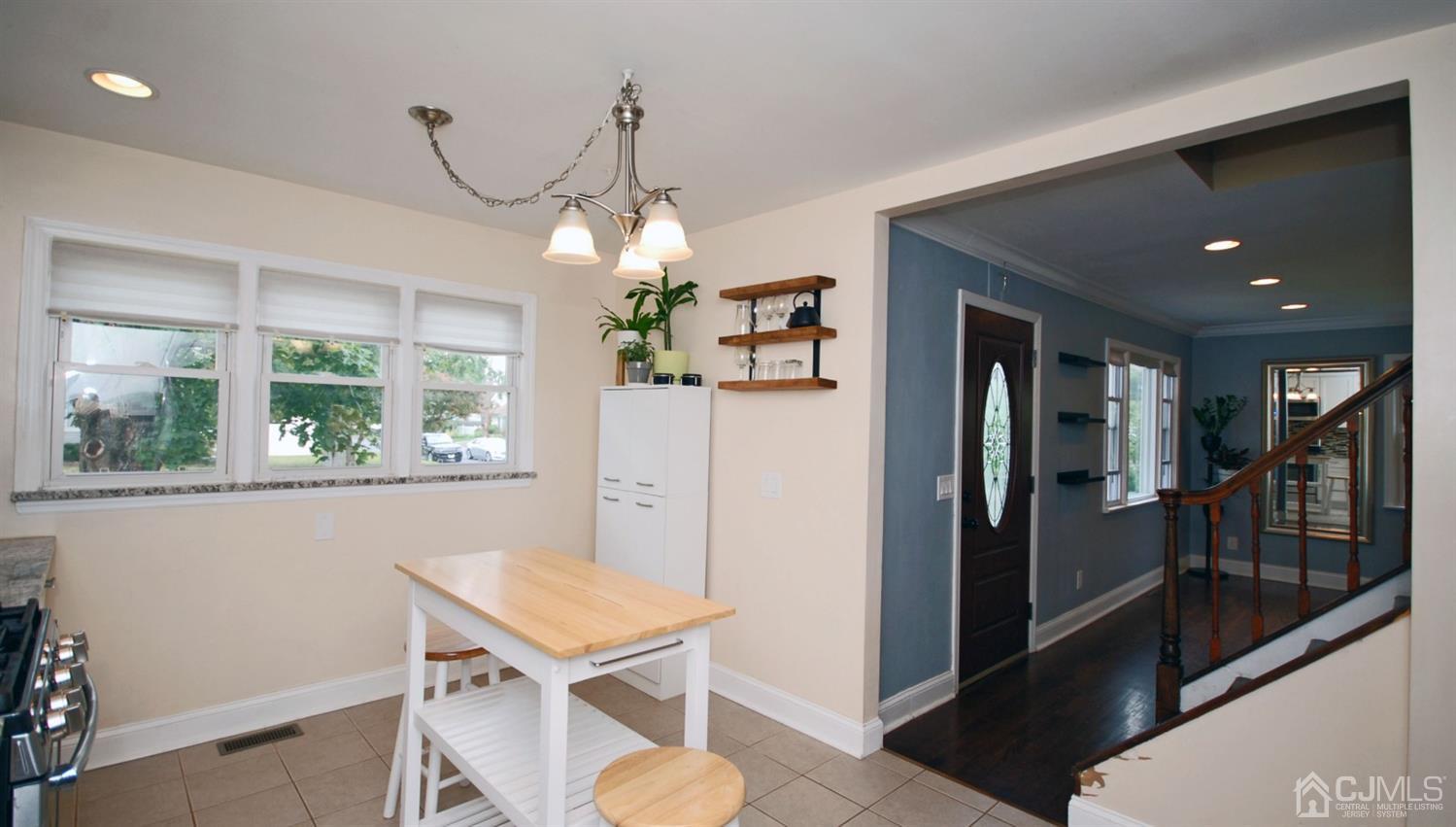 531 Decatur Avenue Middlesex, NJ 08846 - Photo 6 of 23 Gallery Image 6