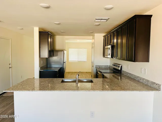 $399,999 | 1536 East Inouye Drive, Casa Grande, AZ 85122