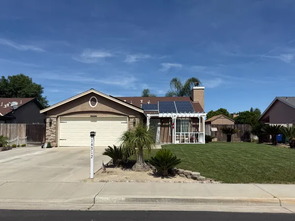 $379,750 | 14312 West B Street, Kerman, CA 93630