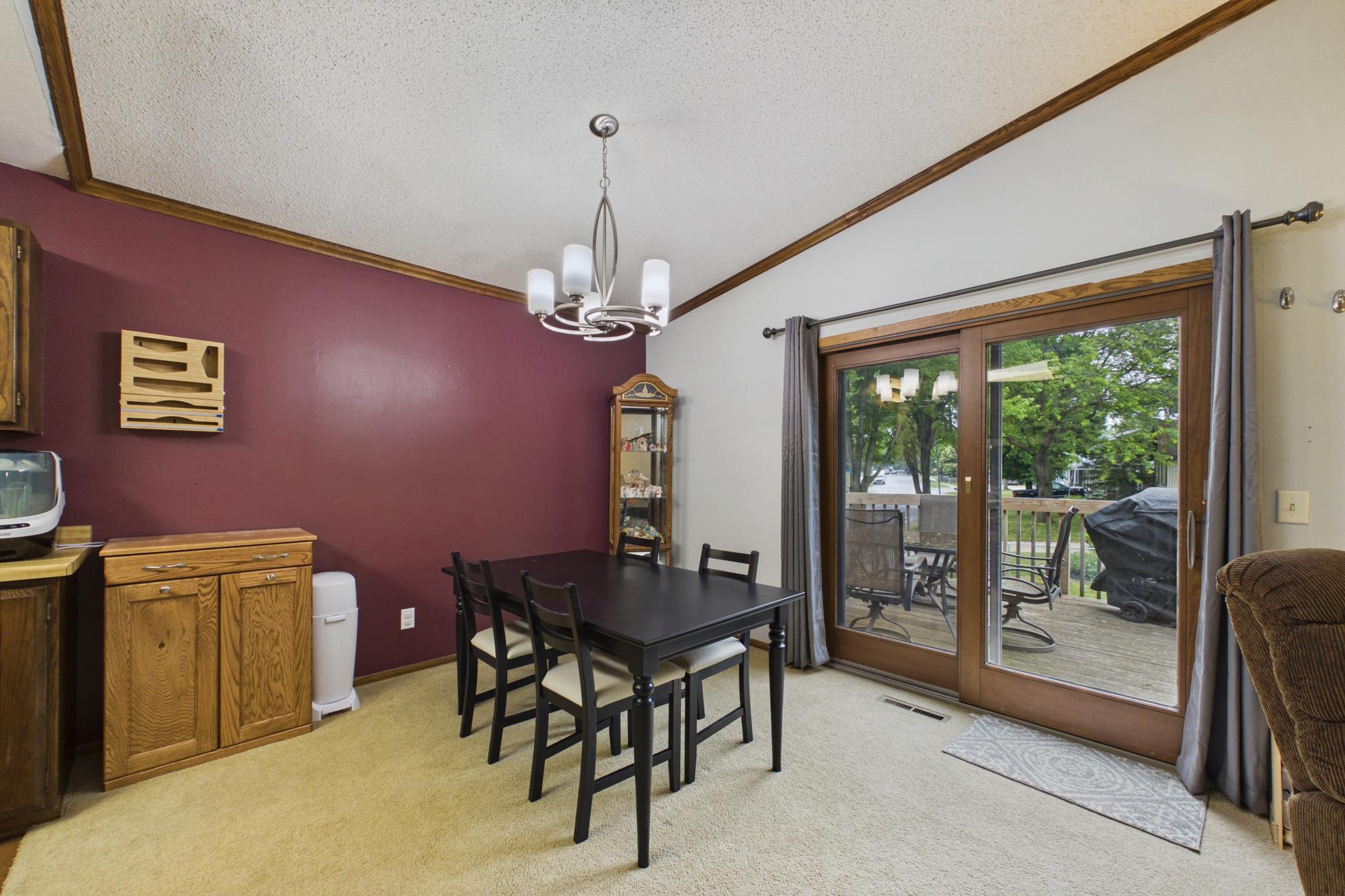3301 Knob Lane Northwest Rochester, MN 55901 - Photo 4 of 29