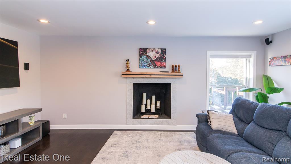 35280 Spring Hill Road Farmington Hills, MI 48331 - Photo 31 of 62