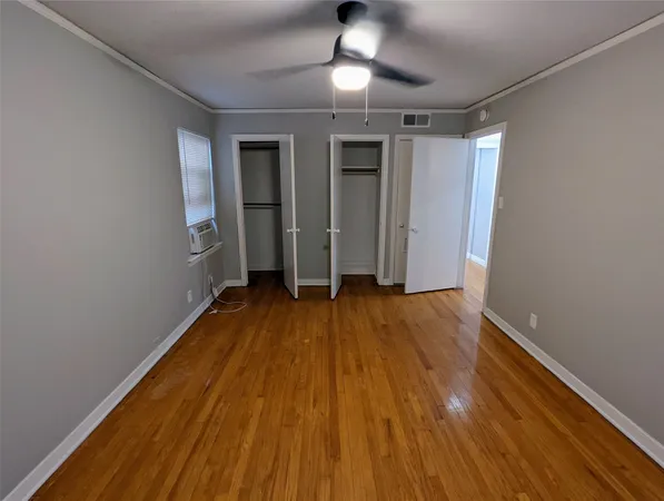 $1,295 | 4714 Oakshire Drive, Unit 2, Houston, TX 77027