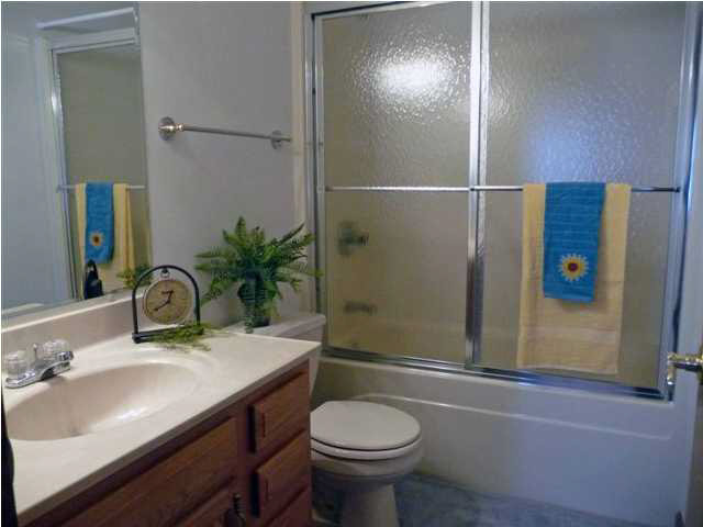320 Ridgewood Lane Jasper, IN 47546 - Photo 9 of 13 Gallery Image 9