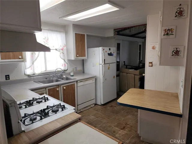 $99,000 | 17700 South Western Avenue, Unit 190, Gardena, CA 90248