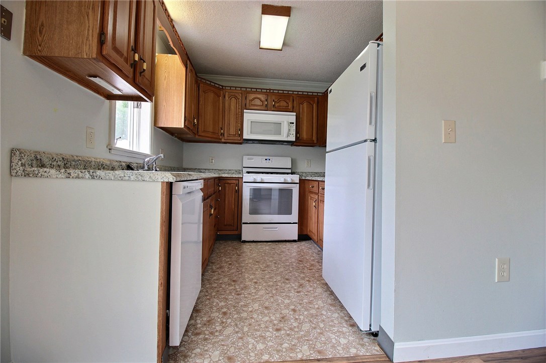 49 Springbrook Road, Unit B Westerly, RI 02891 - Photo 14 of 28