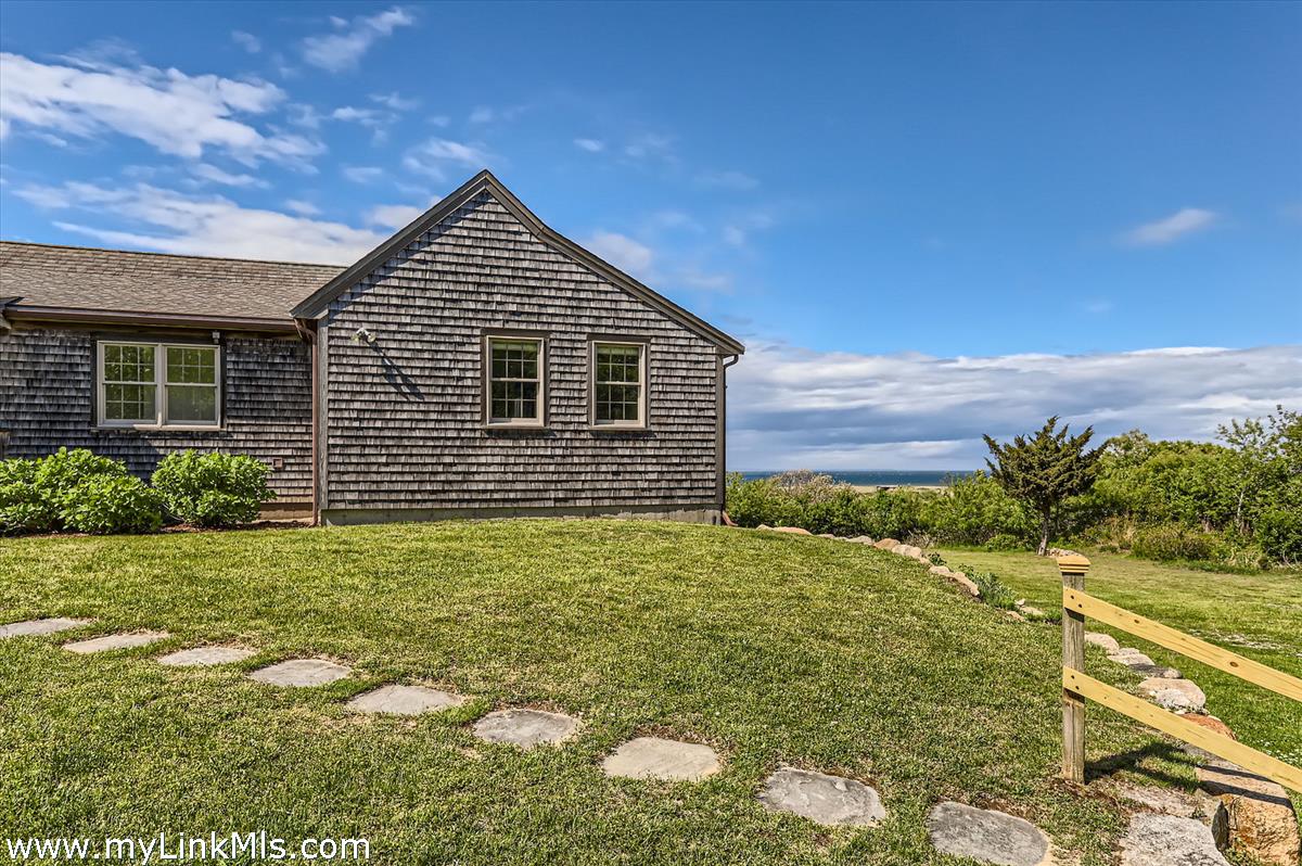 370 Lighthouse Road Aquinnah, MA 02535 - Photo 12 of 56 steps up to door from driveway